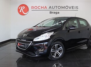 Peugeot 208 1.2 VTi Active com 134 637 km por 8 490 € Rocha Automóveis - Braga | Braga