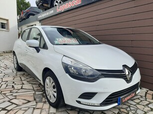 Renault Clio 1.5 dCi Zen com 157 000 km por 13 400 € Lopascar | Lisboa