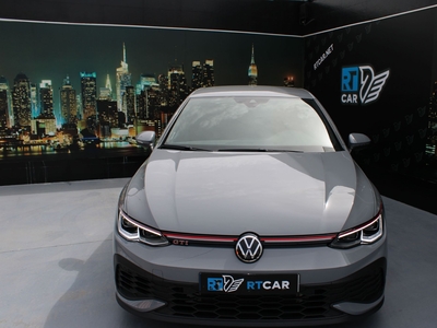 Volkswagen Golf 2.0 TSI GTI DSG com 26 000 km por 53 800 € RTcar | Lisboa