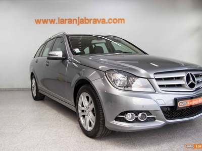 Mercedes Classe A A 180 CDi BE AMG Line com 145 232 km por 16 900 € Laranja Brava | Lisboa