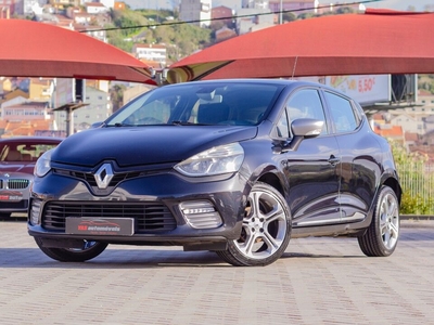 Renault Clio 1.5 dCi com 130 118 km por 11 900 € YAS Automóveis | Lisboa