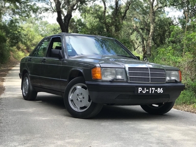 Mercedes 190 2.0E 122cv