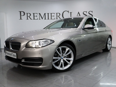BMW Serie-5 520 d Line Luxury Auto por 20 900 € PremierClass | Lisboa