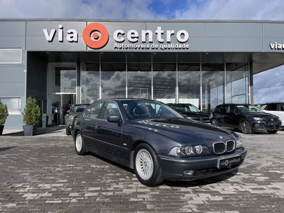 BMW Serie-5 525 tds por 4 250 € Via Centro | Lisboa