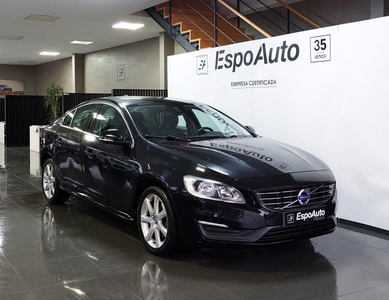 Volvo S60 2.0 D3 Momentum Geartronic por 21 500 € EspoAuto | Braga