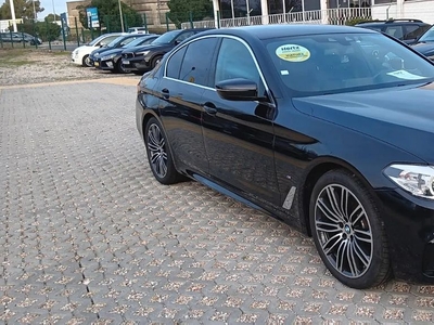 BMW Serie-5 520 d Pack M Auto por 43 990 € Hertz - Cascais | Lisboa