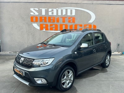 Dacia Sandero 0.9 TCe Stepway por 11 750 € Stand Orbita Radical | Porto