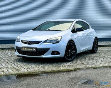 Opel Astra GTC 1.6 CDTi S/S (136cv)