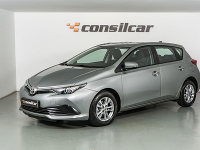 Toyota Auris 1.4 D-4D Comfort por 15 980 € Consilcar | Lisboa