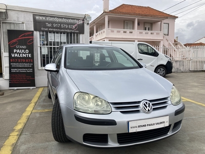 Volkswagen Golf 1.4 FSi Trendline por 4 999 € Stand Paulo Valente | Aveiro
