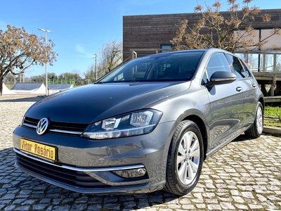 Volkswagen Golf 1.6 TDI Trendline DSG por 18 880 € Vitor&Rosário | Santarém