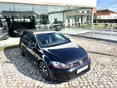 Volkswagen Golf 2.0 TSi GTi DSG por 24 950 € A.Modesto | Leiria