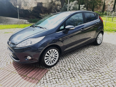 Ford Fiesta 1.25 Titanium por 6 490 € Stand Mendescar | Lisboa