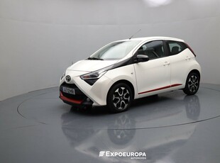 Toyota Aygo 1.0 X-Play Plus com 49 616 km por 14 990 € ExpoEuropa | Leiria