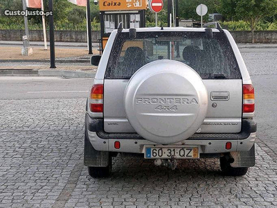 Opel Frontera 2.2 dti