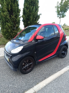 SMART Fortwo Red Sharp