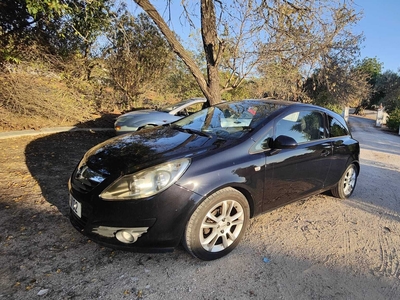 Opel Corsa Black Edition 1.2