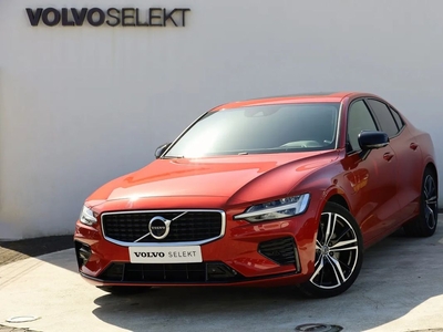 Volvo S60 2.0 T8 PHEV R-Design AWD com 37 100 km por 49 800 € Triauto Vila do Conde | Porto
