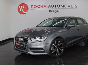 Audi A3 1.6 TDi Attraction com 157 119 km por 12 990 € Rocha Automóveis - Braga | Braga