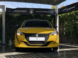 Peugeot 208 1.2 PureTech Like com 52 000 km por 14 900 € AUTOMRCOUTINHO | Lisboa