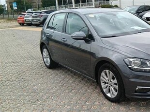 Volkswagen Golf 1.6 TDI Confortline DSG com 78 096 km por 15 490 € Hertz - Cascais | Lisboa