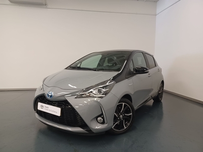 Toyota Yaris Yaris 1.5 Hybrid SQUARE Collection Cement - 2018