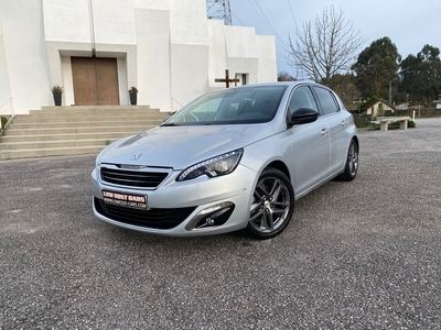 Peugeot 308 1.6 e-HDi Allure com 213 000 km por 11 750 € Low Cost Cars | Porto