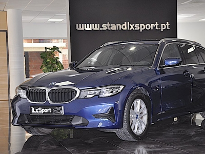 BMW Serie-3 320 e Touring Corporate Edition Auto com 46 452 km por 35 990 € Stand LX Sport | Lisboa