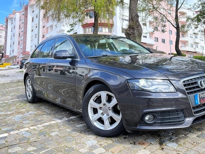 Audi A4 2.0 TDi Exclusive com 211 000 km por 13 490 € Pedro Santos Automóveis | Lisboa