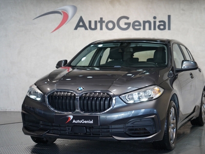 BMW Serie-1 118 i Corporate Edition Auto com 119 685 km por 22 990 € AutoGenial Comércio de Automóveis, Lda | Porto