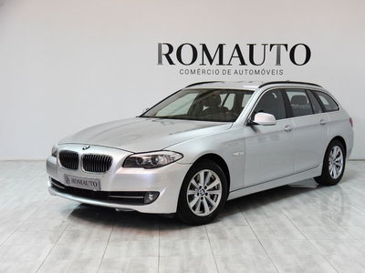 BMW Serie-5 525 d Auto com 90 000 km por 22 800 € Romauto - Carcavelos | Lisboa