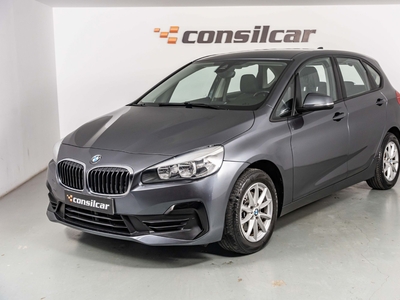 BMW Serie-2 216 d Advantage com 153 547 km por 14 980 € Consilcar | Lisboa