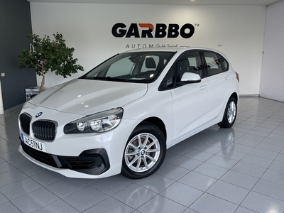 BMW Serie-2 216 i Advantage com 60 030 km por 18 950 € Garbbo | Lisboa