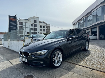BMW Serie-3 318 d Touring com 176 929 km por 17 900 € Look Car Automóveis | Porto