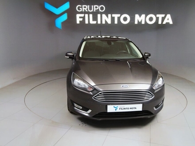 Ford Focus 1.0 EcoBoost Active com 70 260 km por 14 240 € FILINTO MOTA FAMALICÃO | Braga