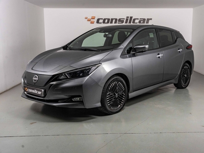 Nissan Leaf N-Connecta Full Led com 10 201 km por 23 780 € Stand Massama Norte | Lisboa