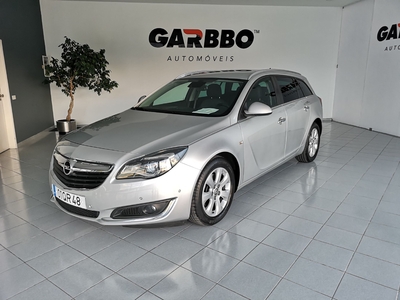 Opel Insignia 2.0 CDTi Executive S/S com 195 980 km por 12 500 € Garbbo | Lisboa