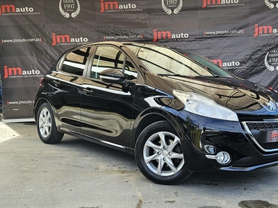 Peugeot 208 1.2 VTi Active com 125 000 km por 8 900 € JM Auto - Stand | Braga