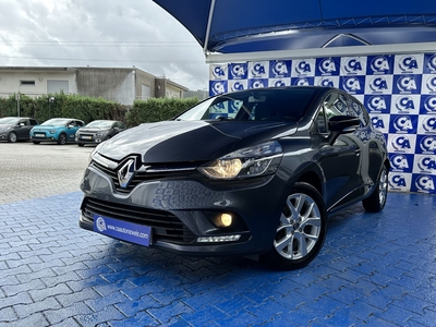 Renault Clio 1.5 dCi Limited com 111 320 km por 15 900 € CA Automóveis | Braga