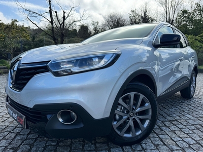 Renault Kadjar 1.5 dCi Exclusive com 141 850 km por 16 990 € MarketCar | Braga