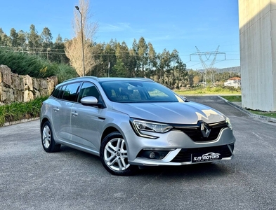Renault Mégane 1.2 TCe Intens com 165 159 km por 13 900 € SM Motors | Braga
