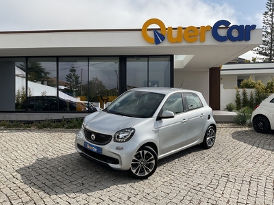 Smart Forfour Electric Drive Passion com 45 639 km por 11 900 € Quercar Loures 2 | Lisboa