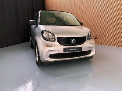 Smart Fortwo Electric Drive Passion com 73 500 km por 12 950 € Garagem 5 Automóveis | Lisboa