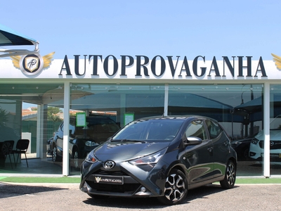Toyota Aygo 1.0 X-Clusiv com 62 135 km por 14 900 € AutoProvaganha | Lisboa