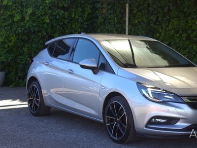 Opel Astra 1.4 T Innovation S/S
