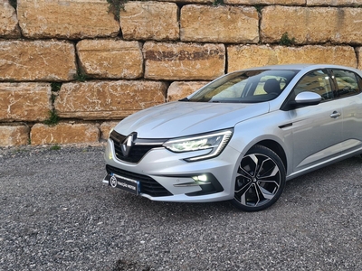 Renault Mégane 1.5 Blue dCi Intens EDC com 50 599 km por 25 350 € Tracção Motor | Lisboa