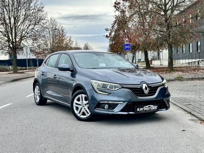 Renault Mégane 1.5 dCi Zen ECO por 14 500 € SM Motors | Braga