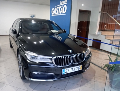 BMW Serie-7 740 d xDrive por 44 900 € Garagem Gastão (Oficina e Stand 1) | Braga
