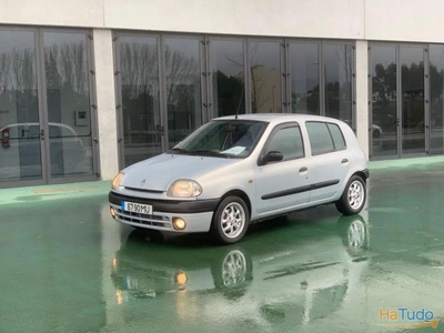 Renault Clio 1.9 D RXE