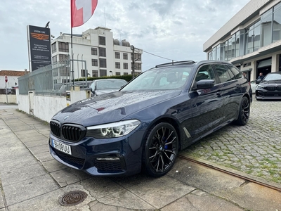 BMW Serie-5 520 d Pack M Auto com 145 500 km por 29 900 € Look Car Automóveis | Porto